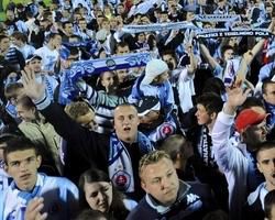Slovan fanusikovia oslavy teh pole