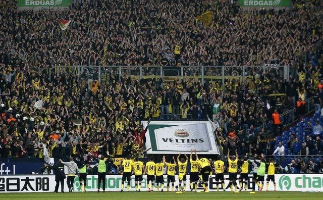 Dortmund gelbe wand apr12 reuters