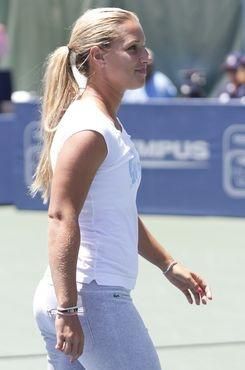 Dominikacibulkova tenis po zapase