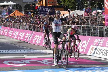 Giro d´Italia: Američan McNulty vyhral 15. etapu z úniku, na čele zostal Armirail