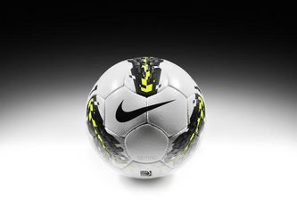 Nová lopta Nike T90 Seitiro Futbal