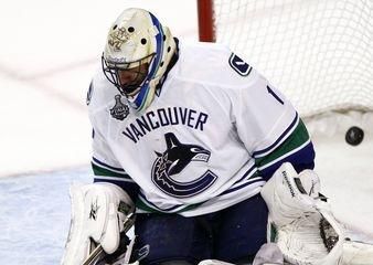 Vancouver roberto luongo