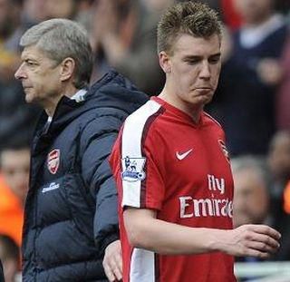 Bendtner wenger odchod