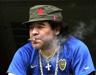 Diego Maradona sa zastal krajana Messiho