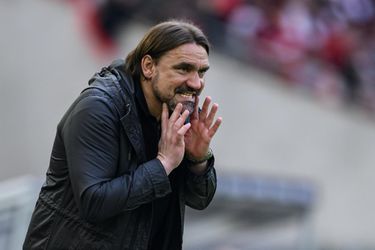 Mönchengladbach sa po sezóne zrejme rozlúči s trénerom Farkem