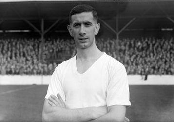 Jimmy Adamson, anglická futbalová legenda, zomrel vo veku 82 rokov