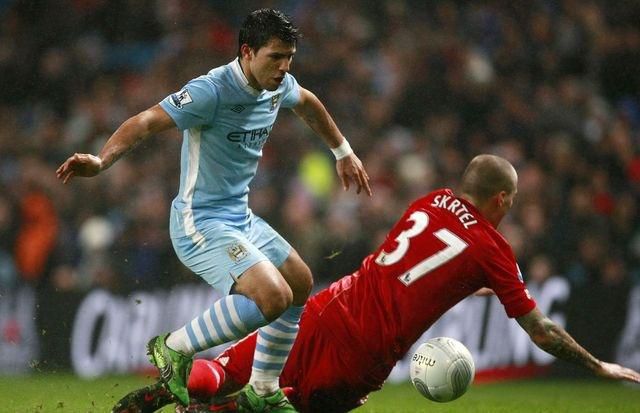 Mancity liverpool aguero skrtel jan12