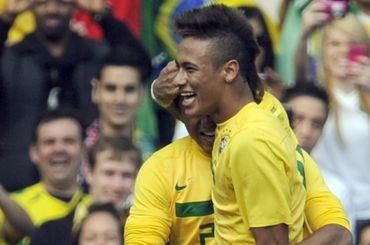 Neymar brazilia goool vs skotsko mar2011