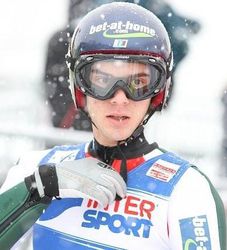 Skoky na lyžiach-MSJ: Zografski víťazom, Lichý na 49. mieste