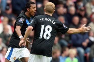 Nani a scholes goool man utd cierny