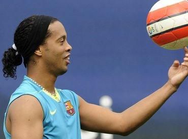 Ronaldinho ofpedia com