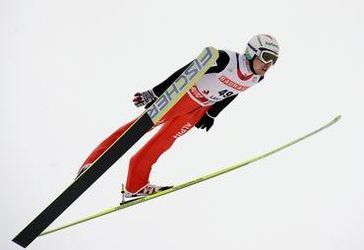Skoky-SP: Švajčiar Ammann v Lahti doletel najďalej