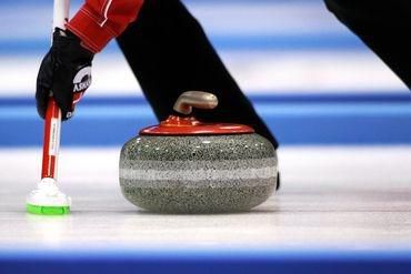 MS: Petra a František Pitoňákovci v curlingu momentálne  na 3.mieste