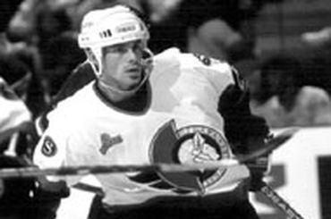 Bruce gardiner ottawa senators sportove ritualy