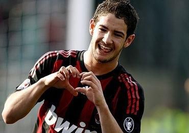 Alexandre pato serie acmilano2