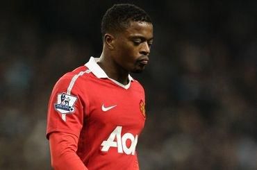 Evra patrice manchester united hlava dole