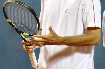 Tenis raketa ruka ilustracne foto