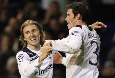 Bale a modric tottenham huraaa huraaa jan2011