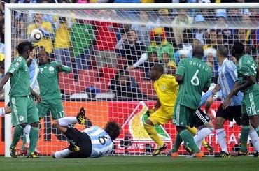 Heinze argentina gol vs nigeria rybicka ms2010