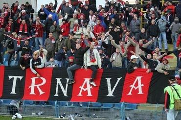 Trnava fanusikovia na plote