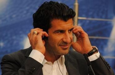 Luis figo v bratislave uefa trofej  autor redhead