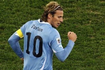 Forlan uruguaj vs holandsko semifinale ms2010