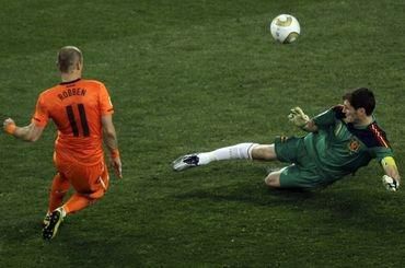 Robben holandsko vs casillas spanielsko ms2010 finale