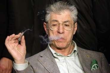 Bossi umberto cigara godfather