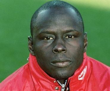 Ali dia bratranec weah dailymail co uk