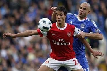 Alex marouane chamakh chelsea arsenal