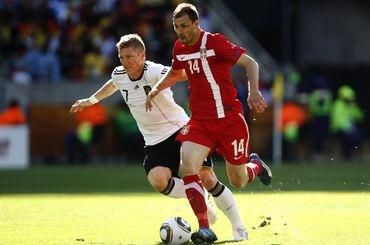 Jovanovic srbsko vs schweinsteiger nemecko ms2010