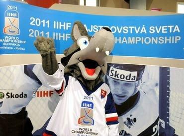 Vlk gooly maskot ms slovensko3