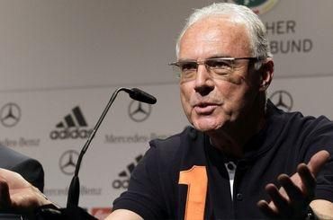Beckenbauer franz tlacovka mikrofon