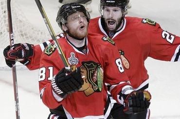 Hossa a brouwer chicago goool