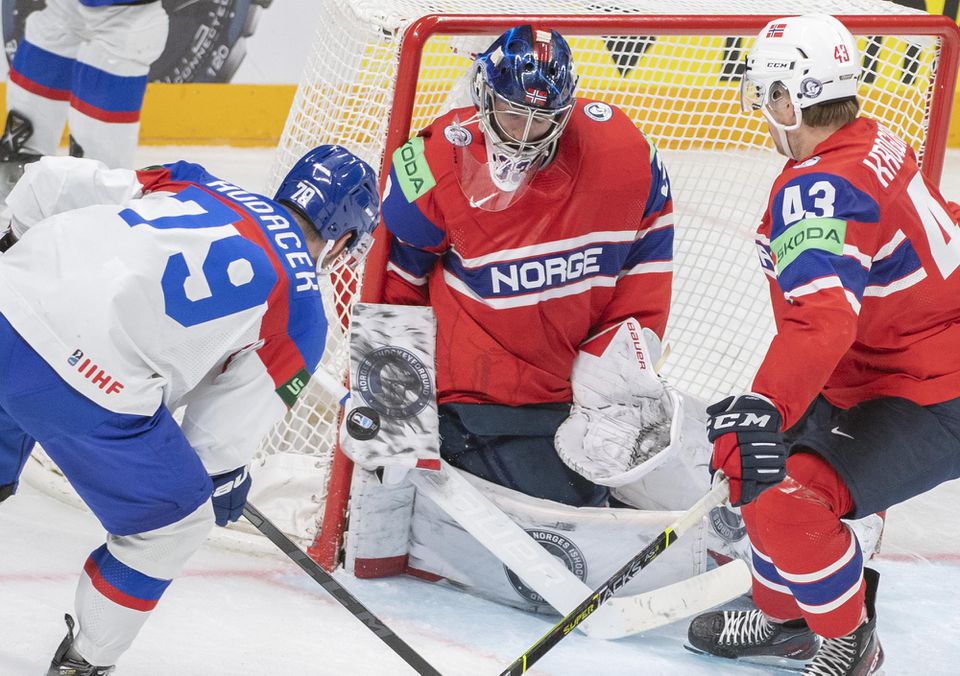 MS v hokeji 2023: Slovensko - Nórsko (Libor Hudáček v gólovej šanci)