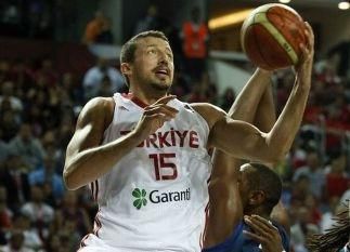 Turkoglu turecko vs francuzsko ms2010 www fiba com