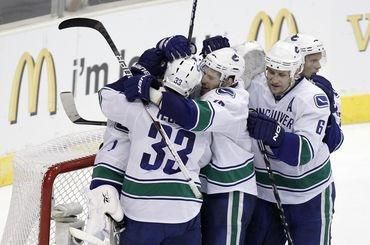 Vancouver canucks postup do semifinale playoff 2010