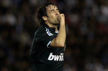 Raul real madrid cierny bozk