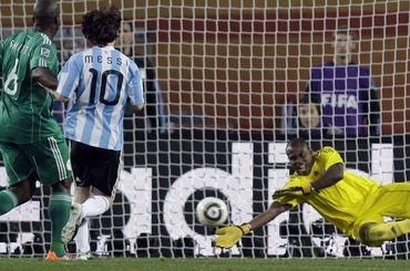 Messi argentina vs enyama nigeria tutovka ms2010