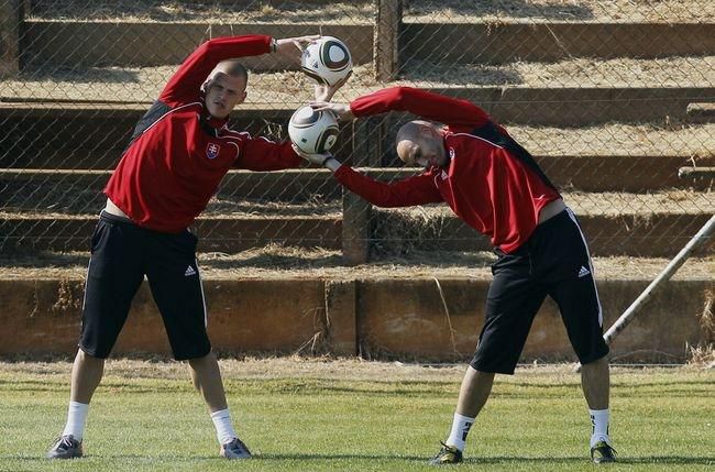 Robert vittek martin skrtel trening