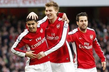 Bendtner denilson fabregas arsenal vs whu