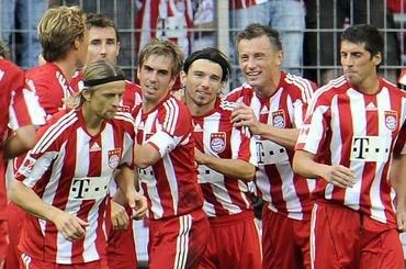 Bayern hraci radost nemecky superpohar 2010