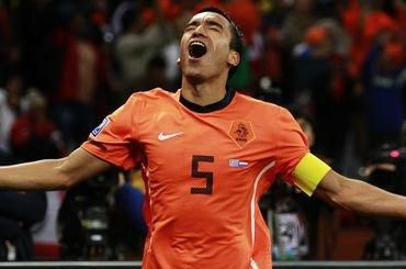 Van bronckhorst holandsko goool semifinale ms2010