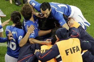 Taliansko hraci radost vs paraguaj ms2010