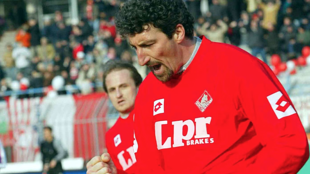 Šialený príbeh najlepšieho strelca Serie A. Miloval alkohol a cigarety, Kaddáfímu dal pálenku