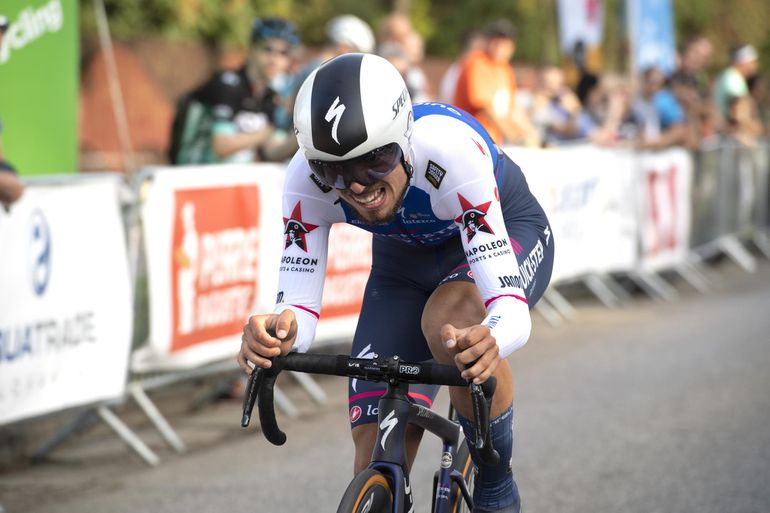 Brabantský šíp: Martin Svrček preteky nedokončil, triumfoval Francúz Godon