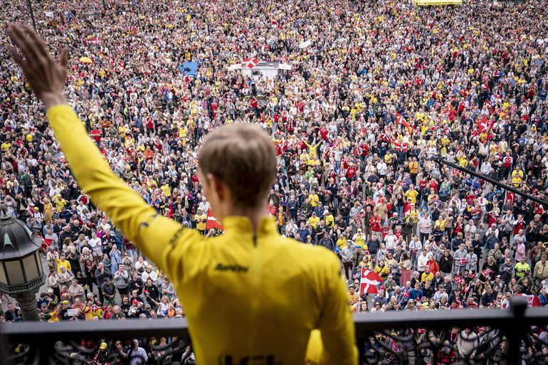 Víťaz Tour de France sa dohodol s tímom Jumbo-Visma na predĺžení spolupráce