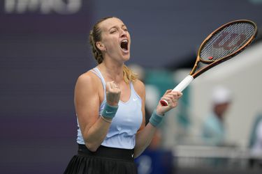 WTA Miami: Petra Kvitová zvládla trojsetovú bitku a zabojuje o finále