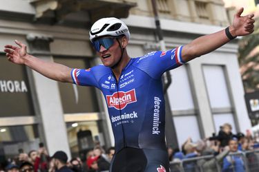 Miláno - San Remo: Boj o víťazstvo bol bez Petra Sagana, triumfoval Mathieu van der Poel