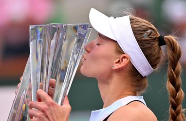 Rybakinová uštedrila Sobolenkovej iba druhú prehru a vyhrala turnaj v Indian Wells